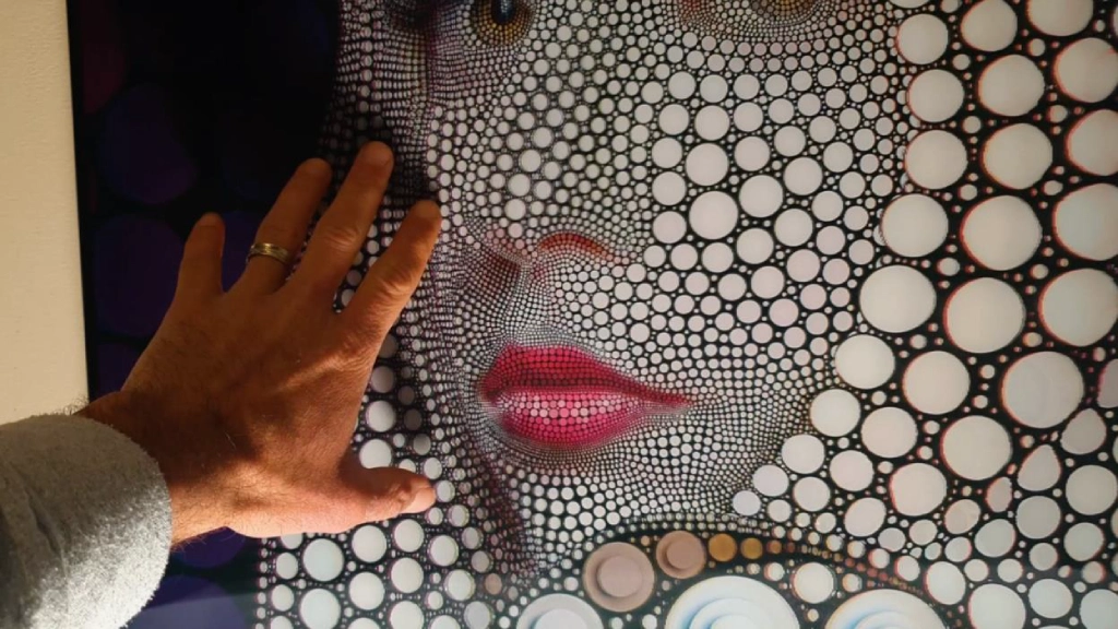 Why buy the 3D unique prints from Ben Heine_
