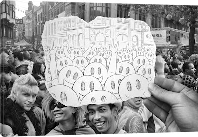 Pencil vs. Camera 22 - Gay Smileys - Canvas Print