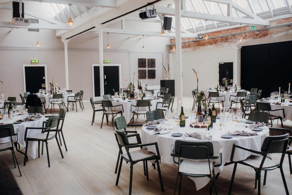 Why Casino Venues are best place to watch cricket events