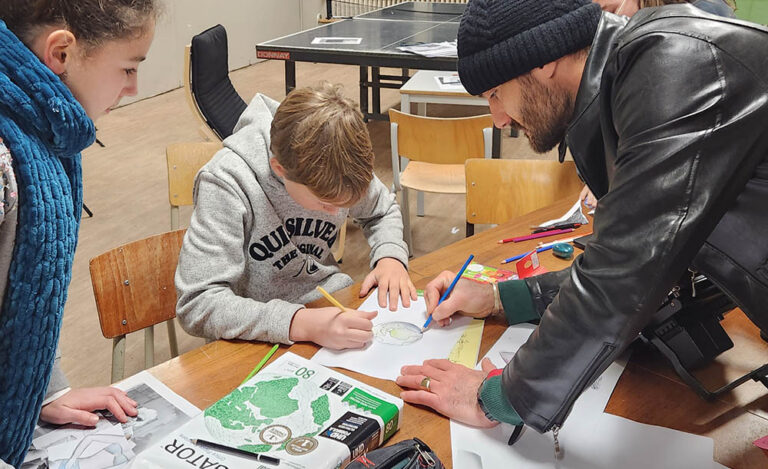 Pencil VS Camera School Ecole Ben Heine