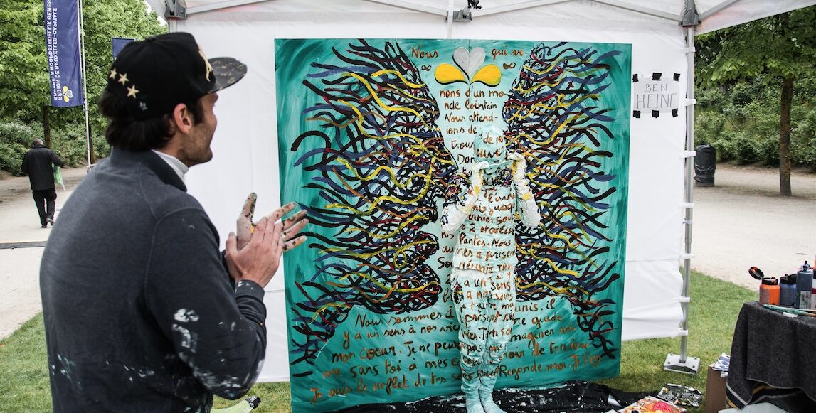 Services by Ben Heine