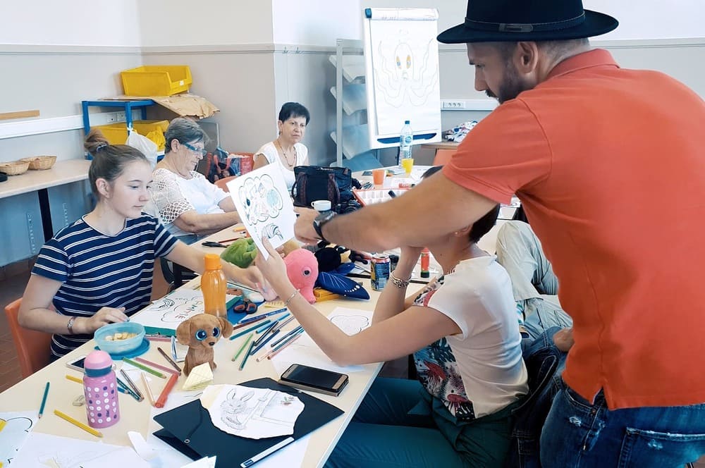 Pencil Vs Camera in schools - Lesson Plan - Creative Art Workshops Ben Heine